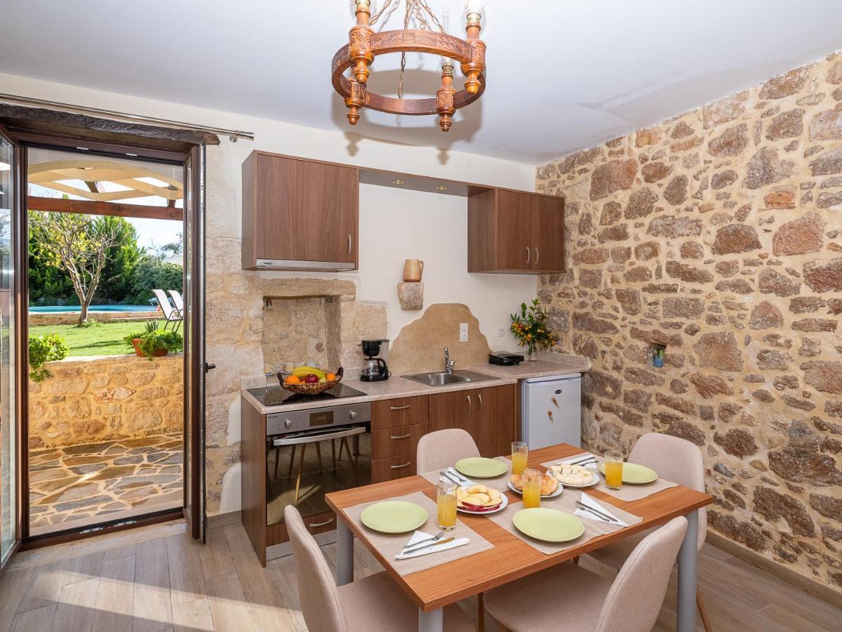 Villa Lucas Melidhónion 외부 사진