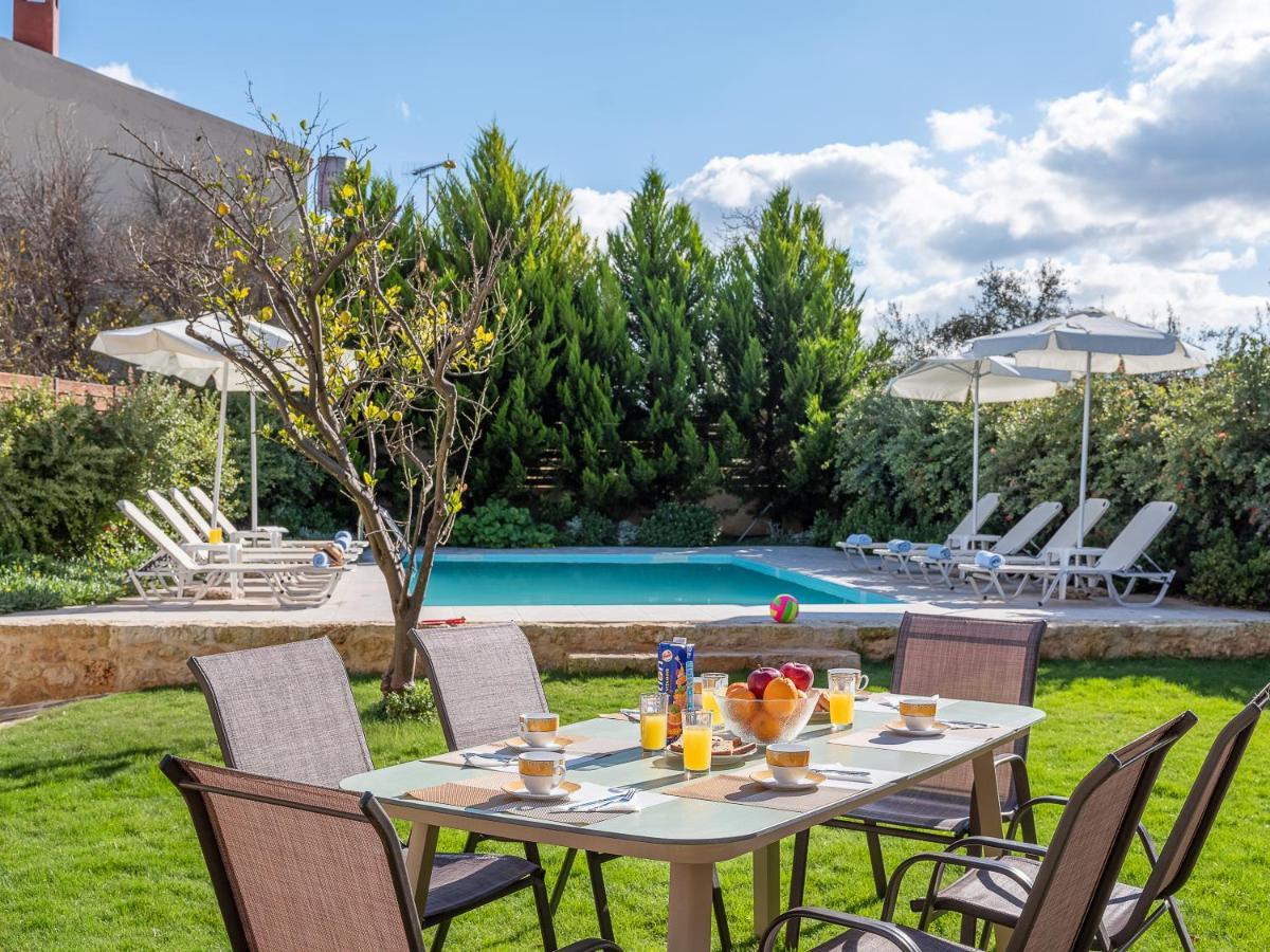 Villa Lucas Melidhónion 외부 사진