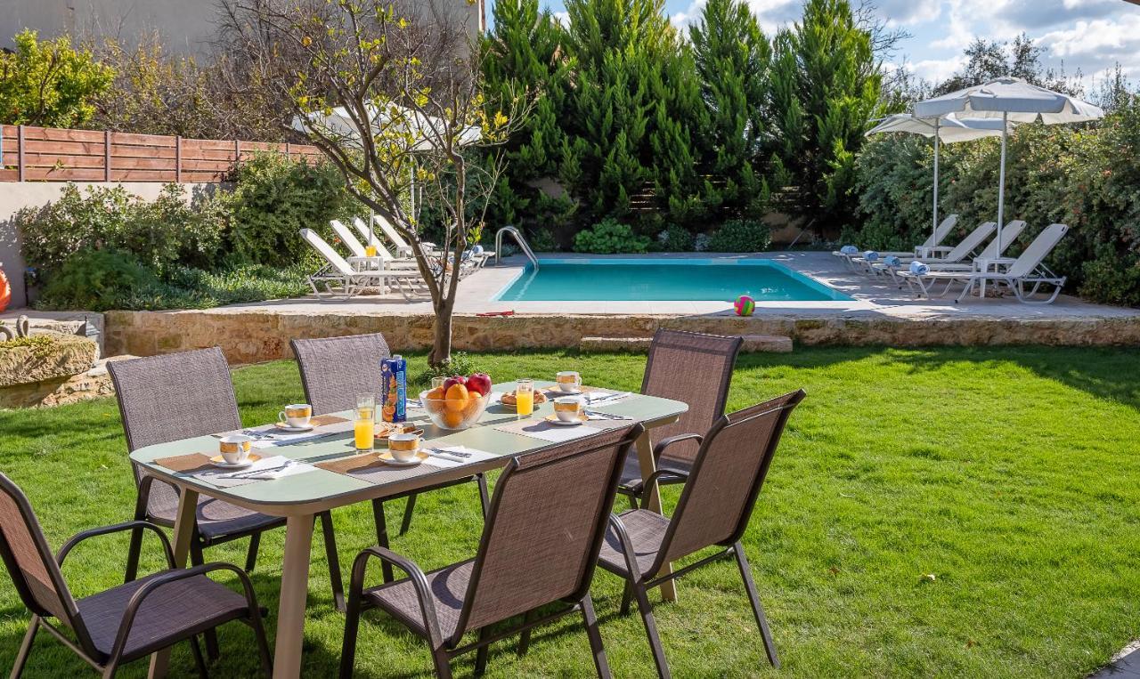 Villa Lucas Melidhónion 외부 사진